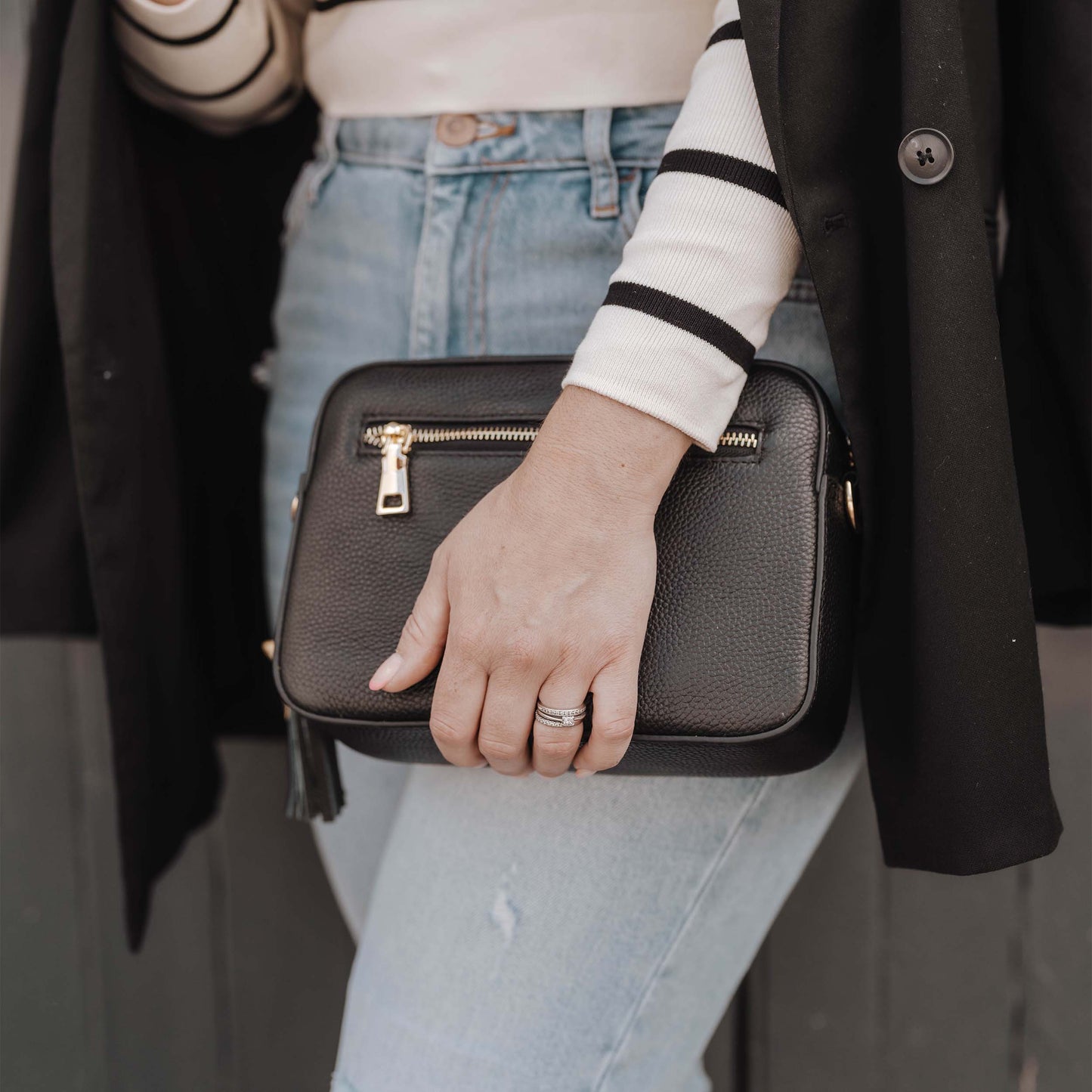 Crossbody Handbags Black Leather - On Person